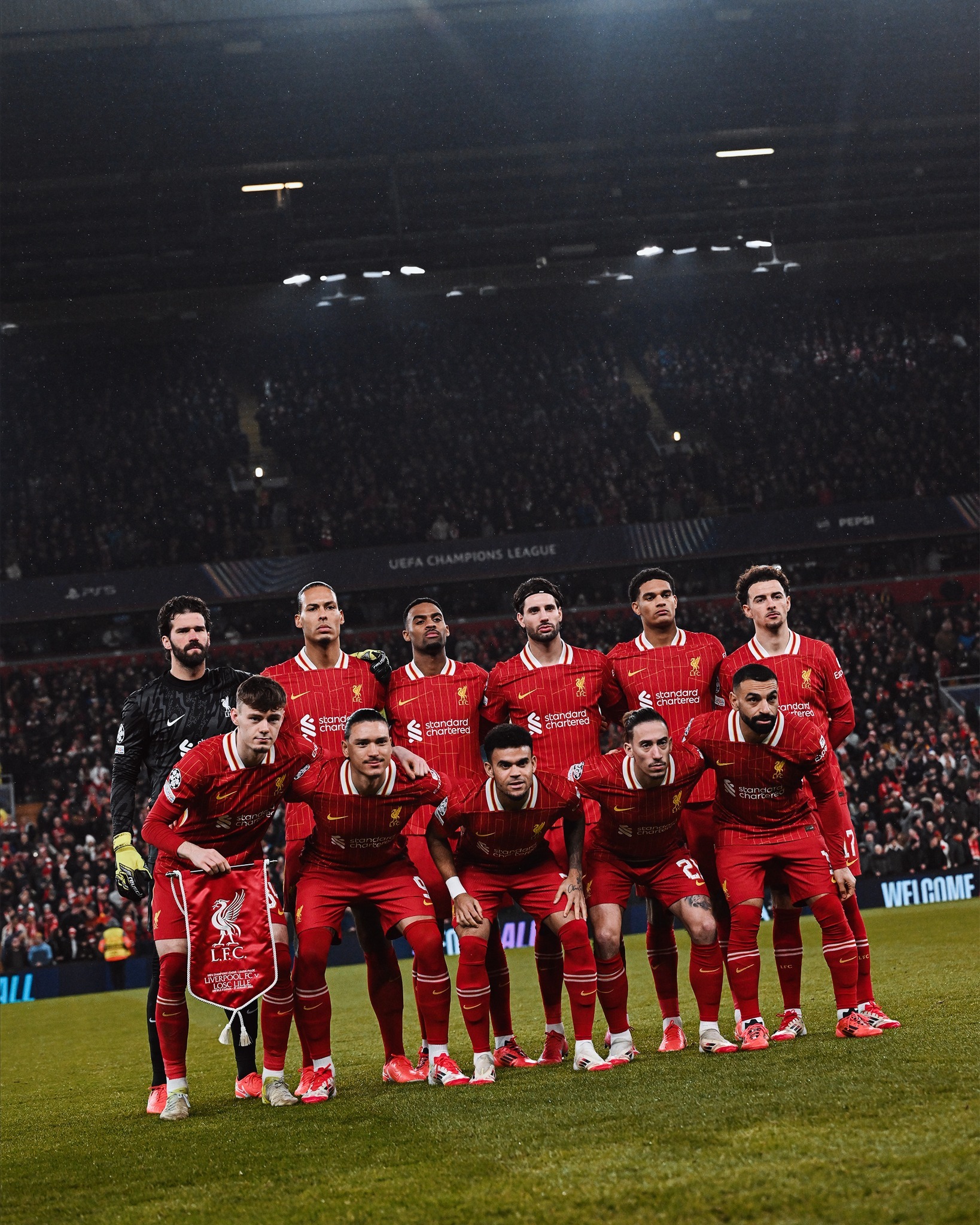 利物浦主帅客队首秀获胜!英超榜首之争激烈的简单介绍 利物浦主帅客队首秀获胜!英超榜首之争激烈的简单介绍